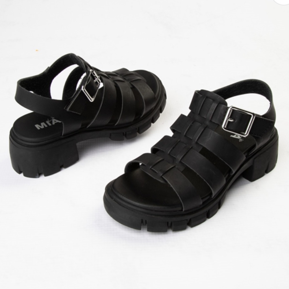 Mia toddler havien platform sandal size 9